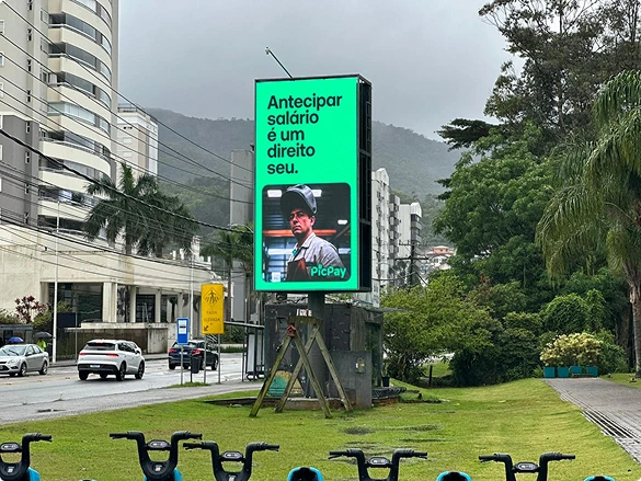 WhatsApp Image 2025-12-11 at 18.06.33