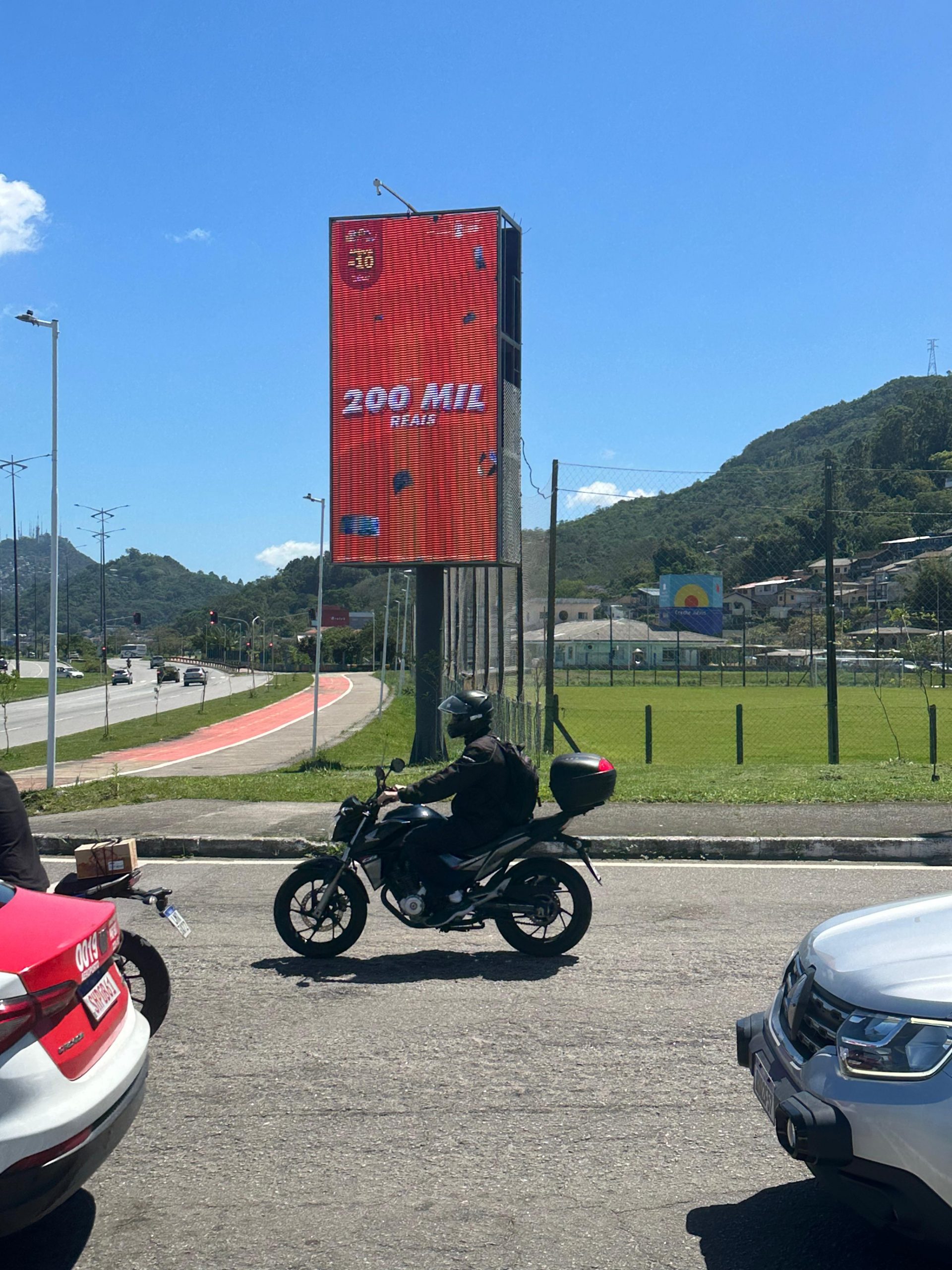 WhatsApp Image 2025-12-16 at 17.26.10 (2)